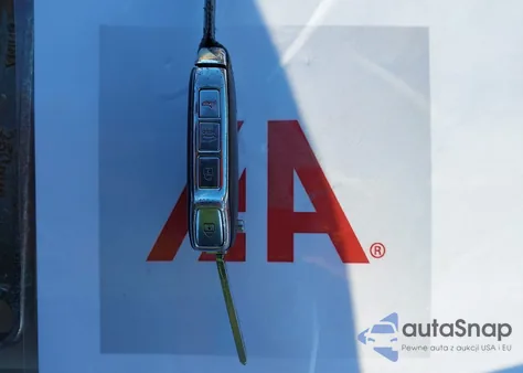 2019 Kia Forte Lxs z USA, uszkodzony, nr VIN 3KPF24AD0KE033782